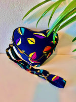 Asya Kente Heart Shaped Crossbody Bag - Image 4