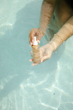 Irresistible Glow Shimmer Oil - Image 4