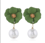 Flower Shaped Stud Earrings - Image 4